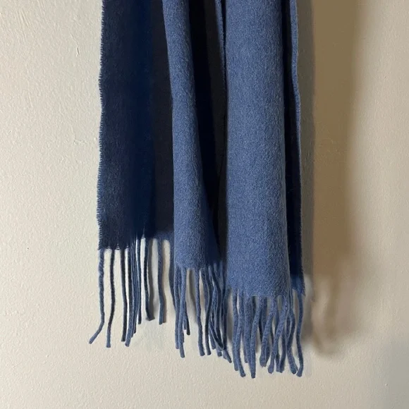 Polo Ralph Lauren Signature Embroidered Pony 100% Cashmere Blue Scarf w Fringe - Picture 4 of 10